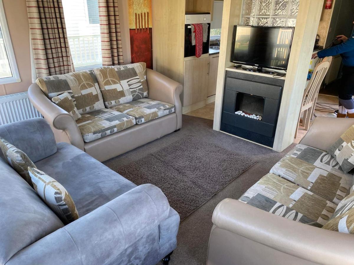 Villa Manor Park Hunstanton Pets Go Free Linen Included Extérieur photo