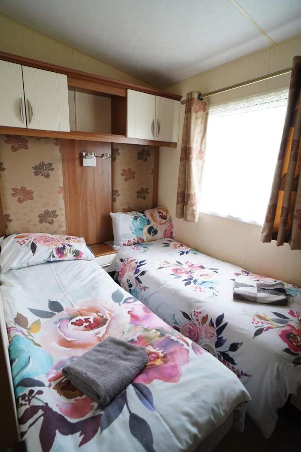 Villa Manor Park Hunstanton Pets Go Free Linen Included Extérieur photo